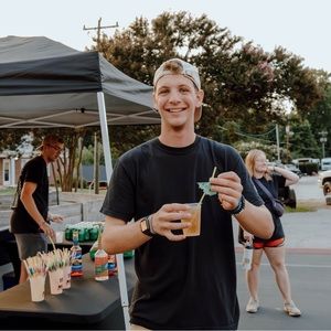 Meet your Posher, Will